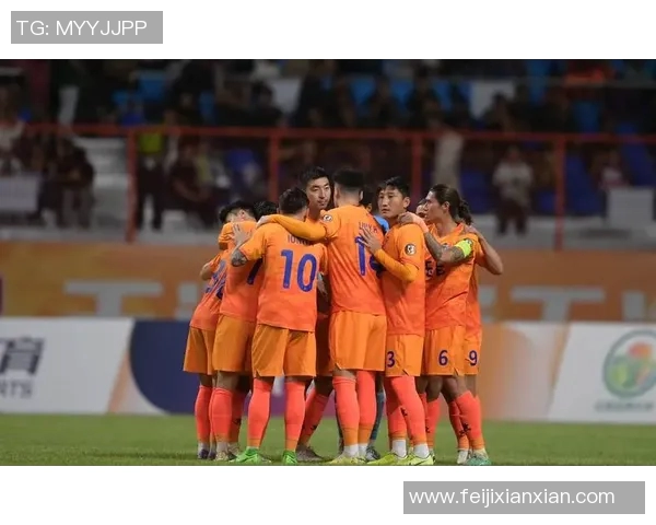 2014年中甲联赛精彩对决成都队与重庆队的激烈较量回顾